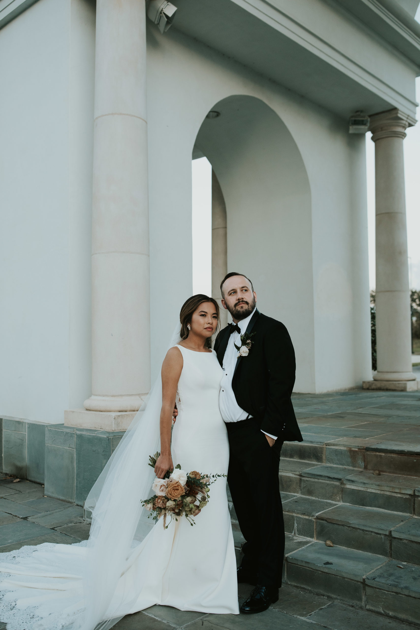 Fall wedding at Le Pavillon in Lafayette Louisiana